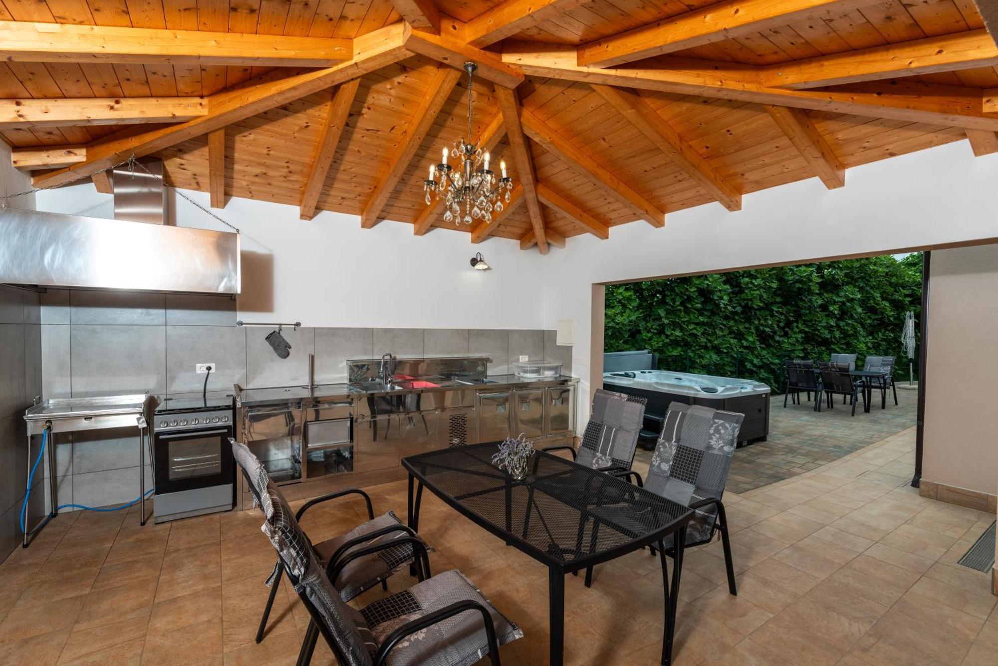 Villa Buroli With Pool, Sauna And Jacuzzi מראה חיצוני תמונה